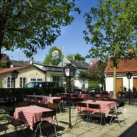 Gasthof Bauer Steyr Bagian luar foto